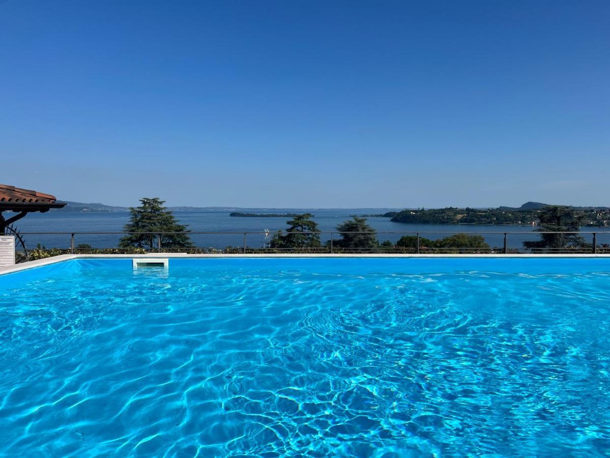 Feli Holiday Home - Panoramic Pool Lake View In Gardone Riviera Zewnętrze zdjęcie